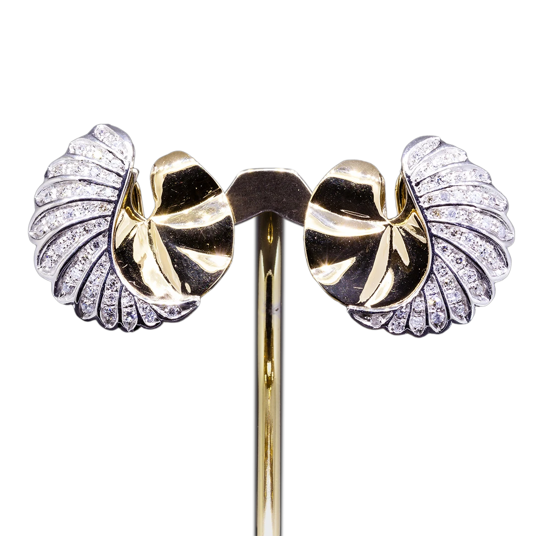 Złoto - platynowe kolczyki liście z brylantami z lat 90-tych XX w.
