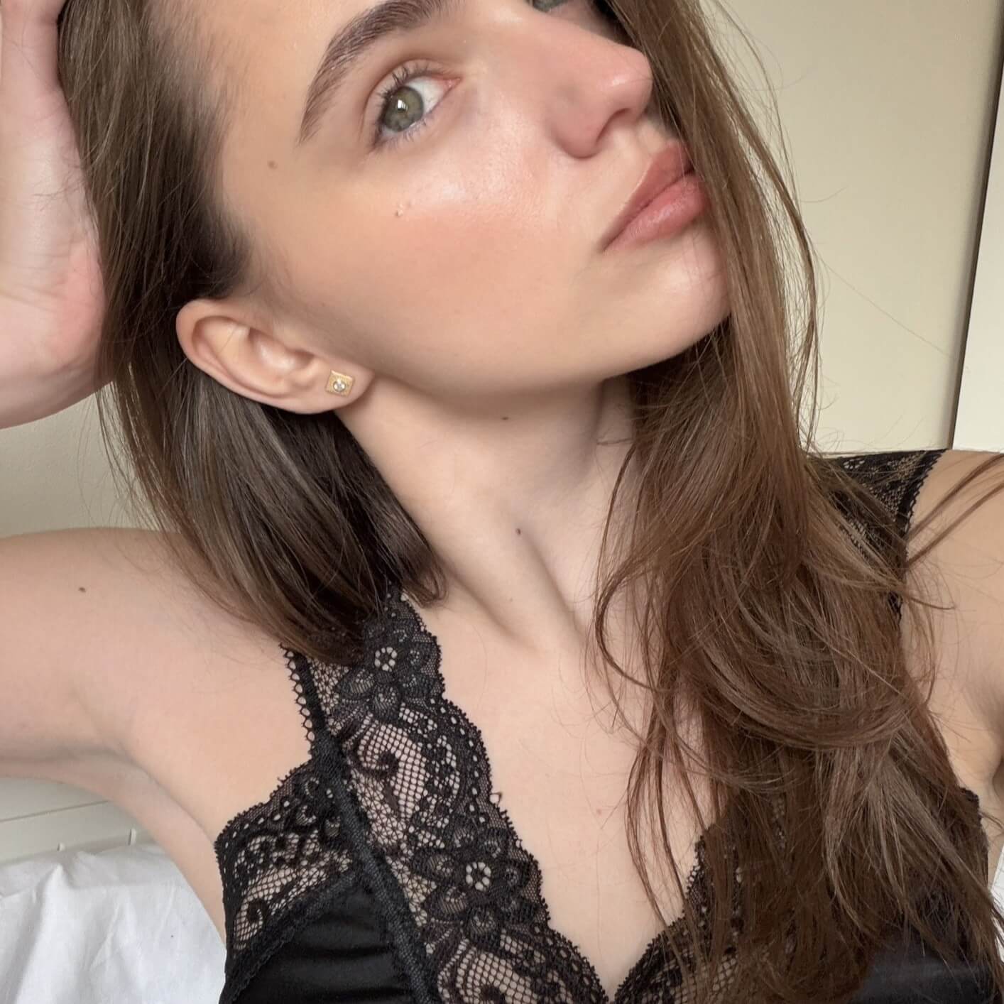 Gold Geometric Diamond Earrings - Square Minimal