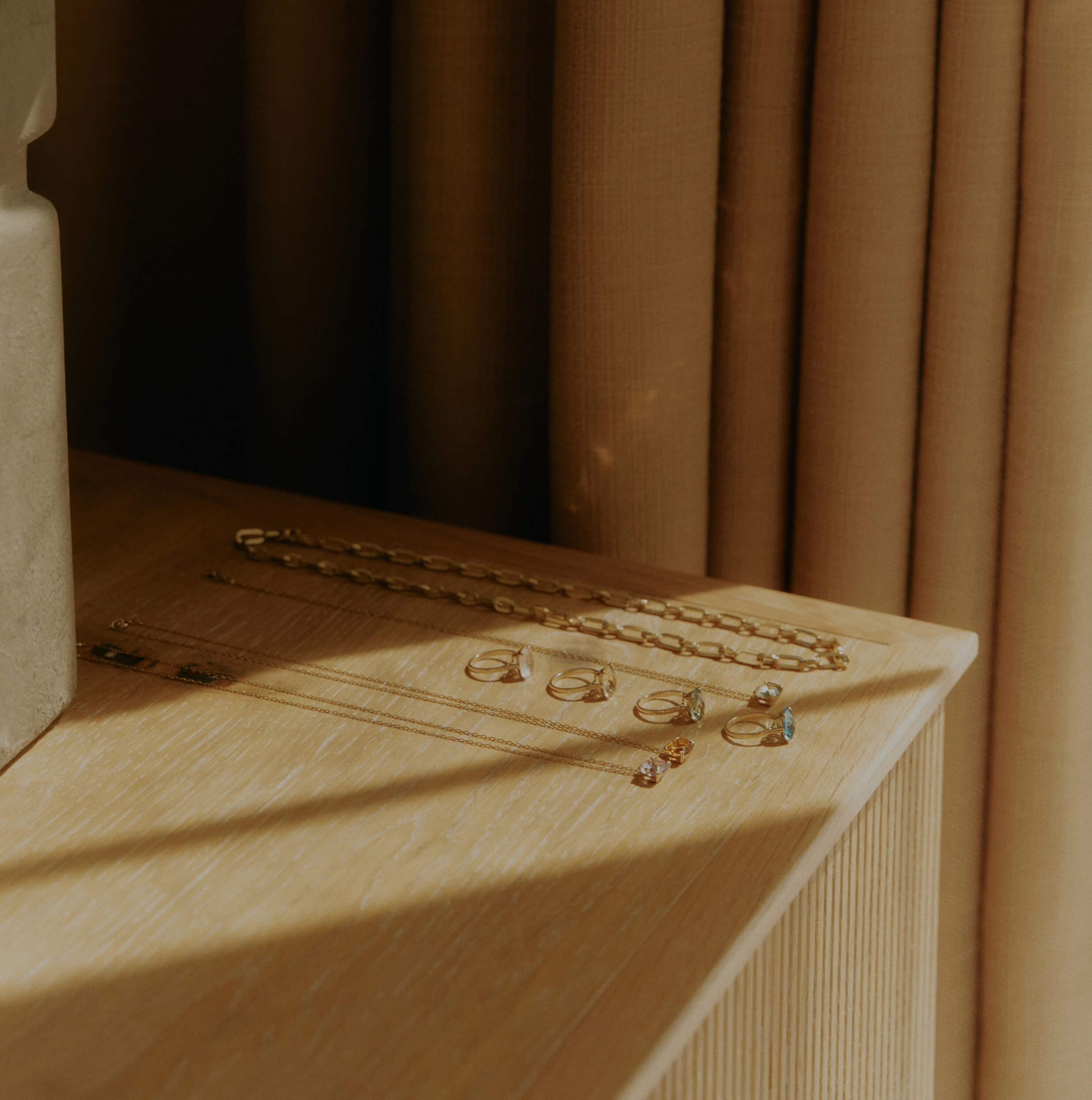 Gold Dolce Vita Mini Citrine Necklace