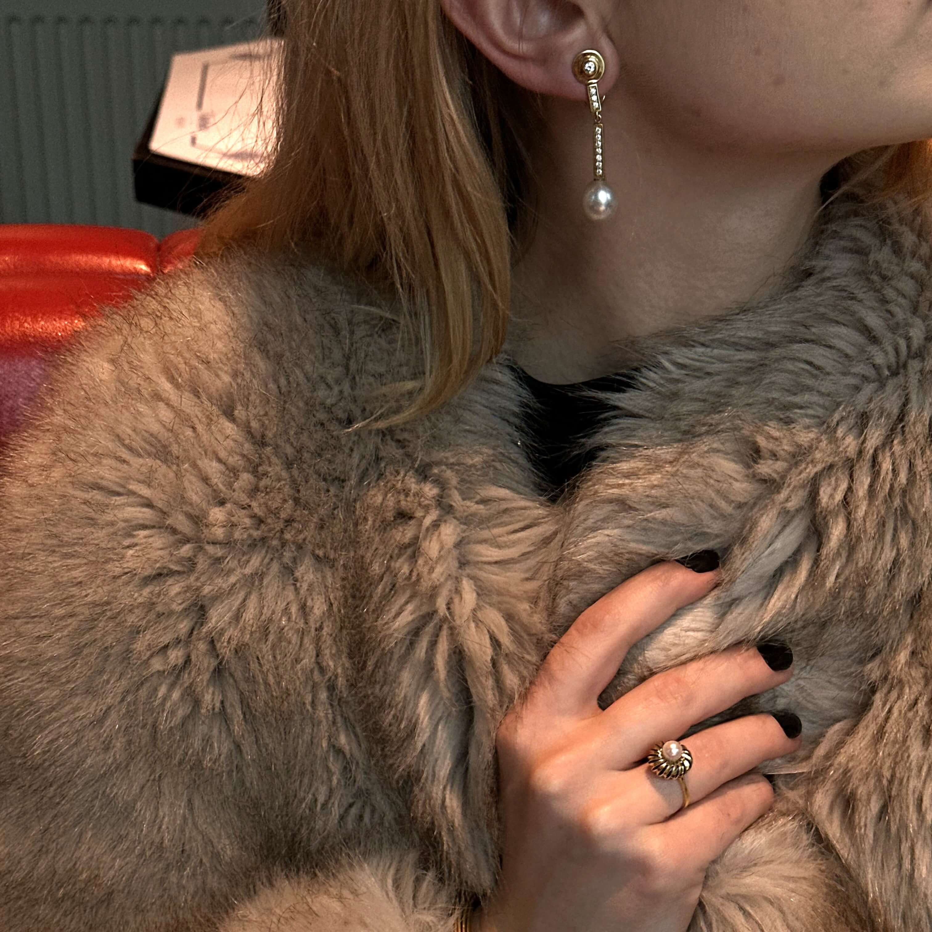 Gold clip-on earrings with pearls and diamonds, Vintage