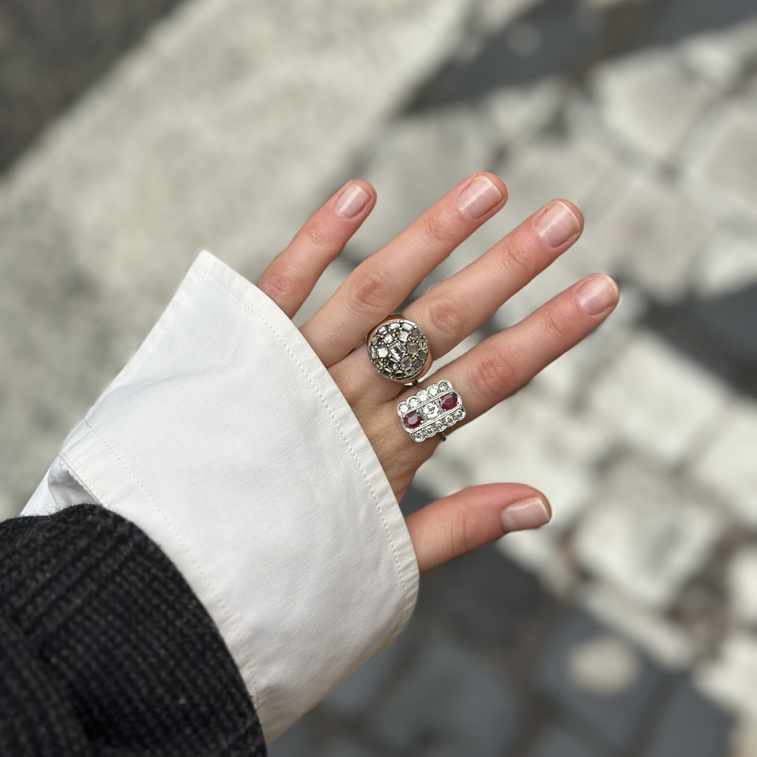 Art Deco gold ring with diamonds and rubies