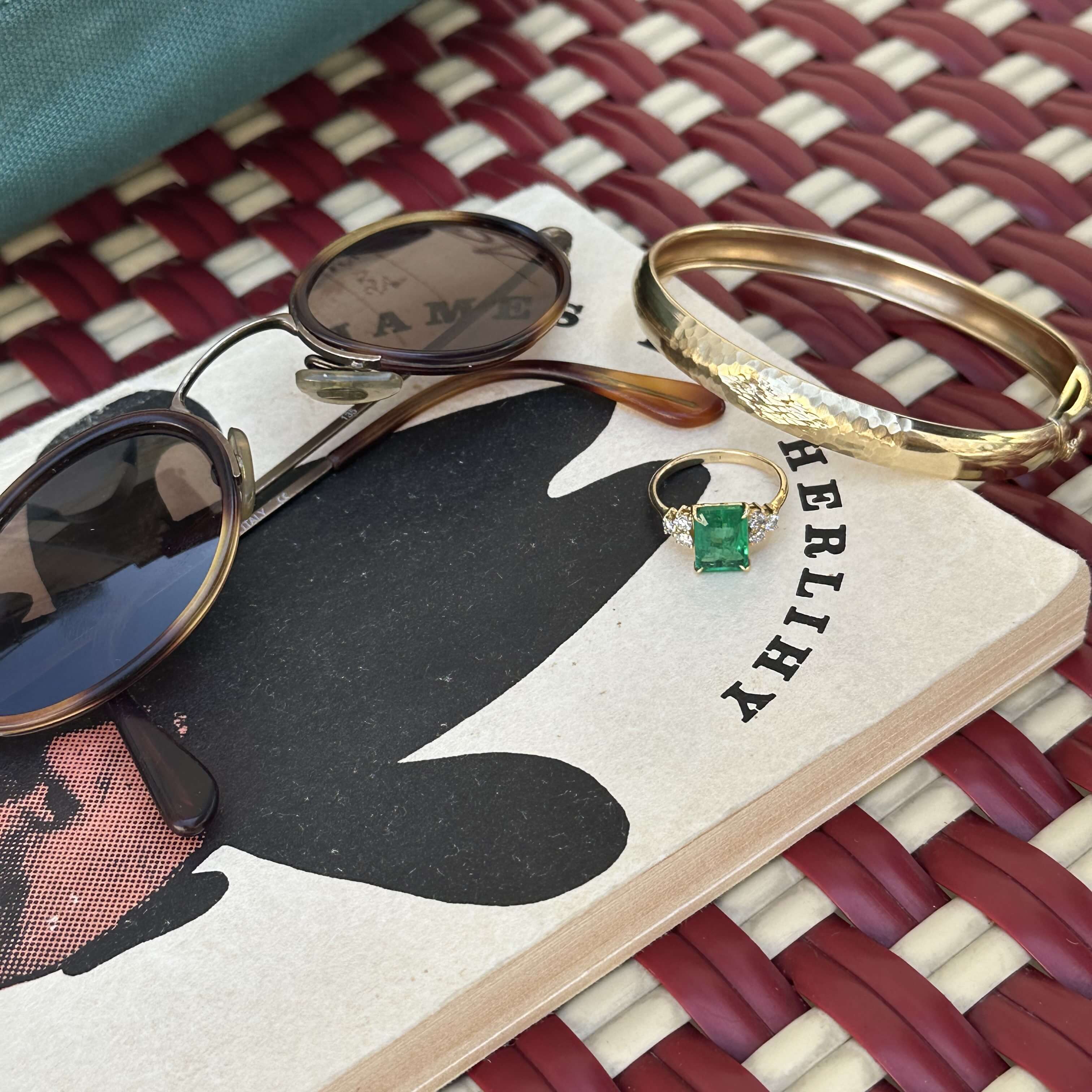 Gold hammered bracelet, Hungary after 2006