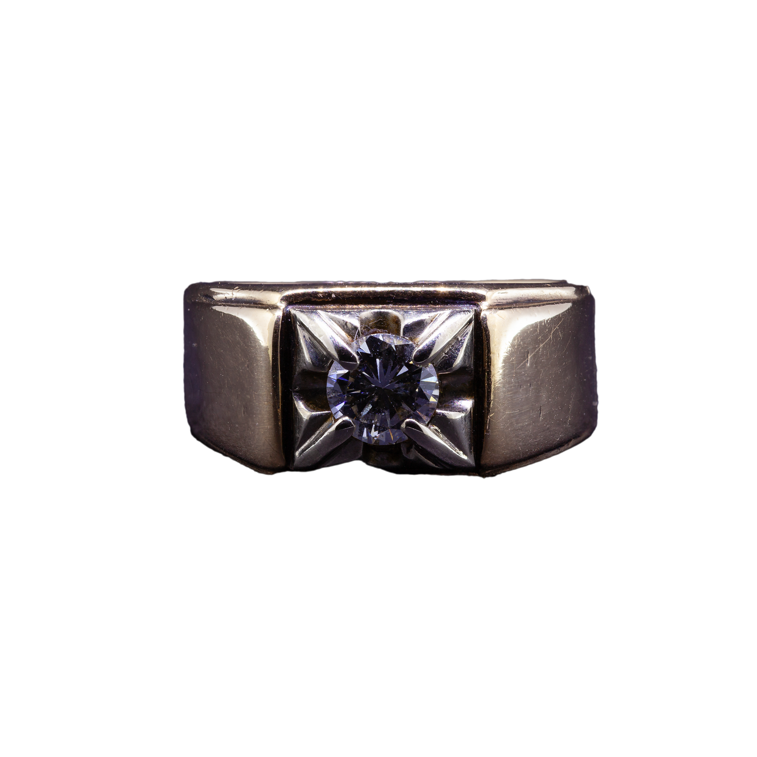 Gold signet ring with 0.50 ct diamond