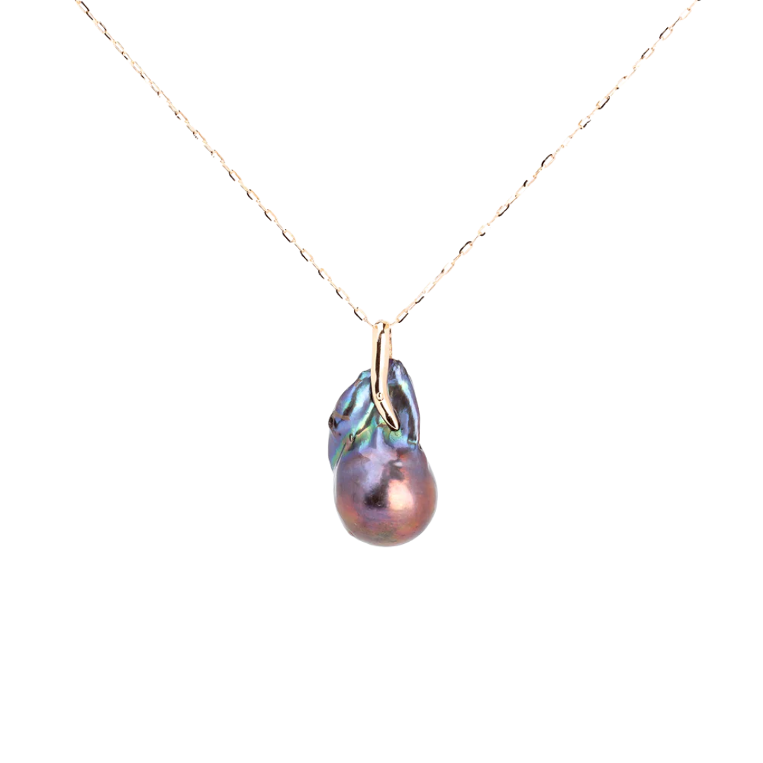 Golden Seafood Pendant with black comet pearl