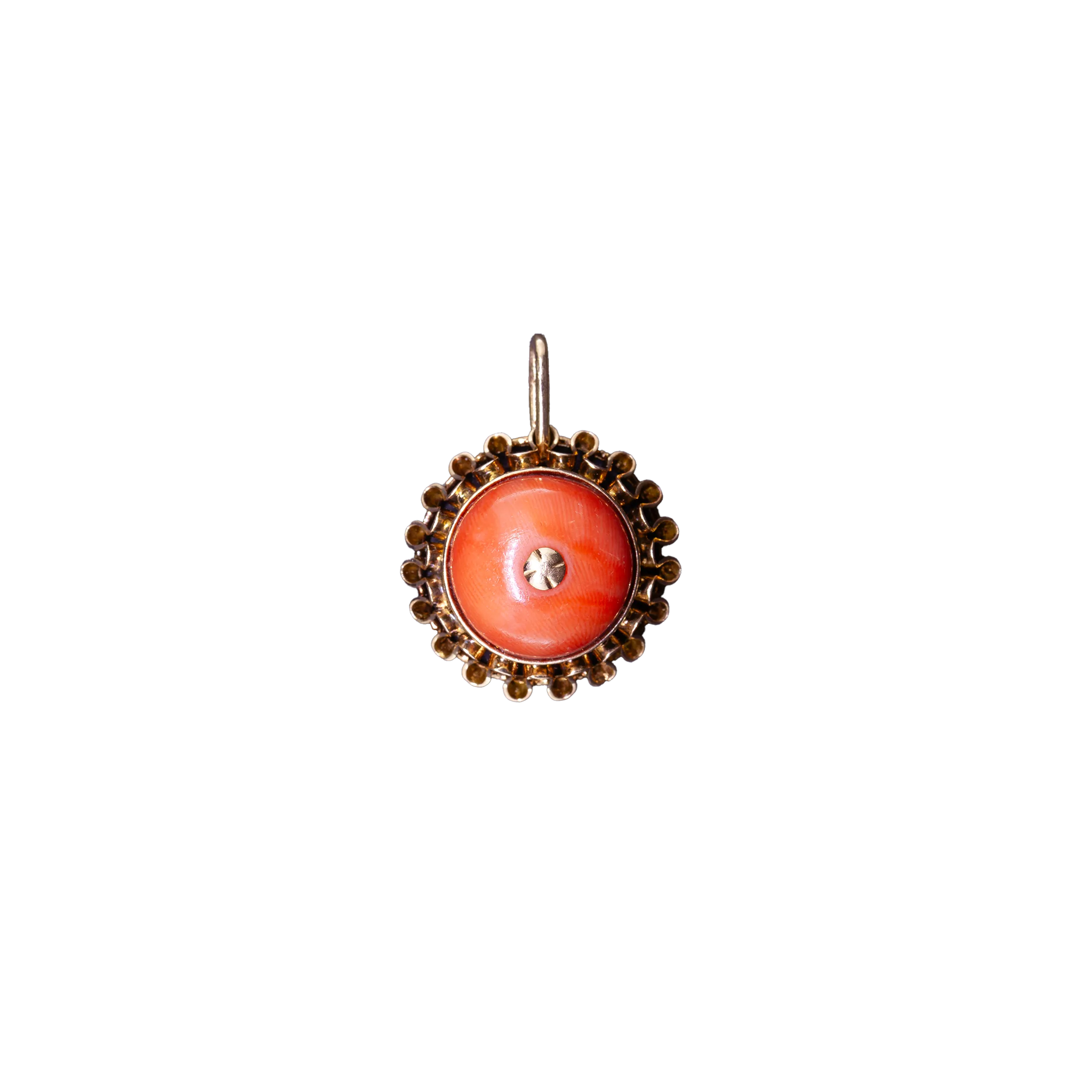 Złota zawieszka z koralem, II poł. XX wieku