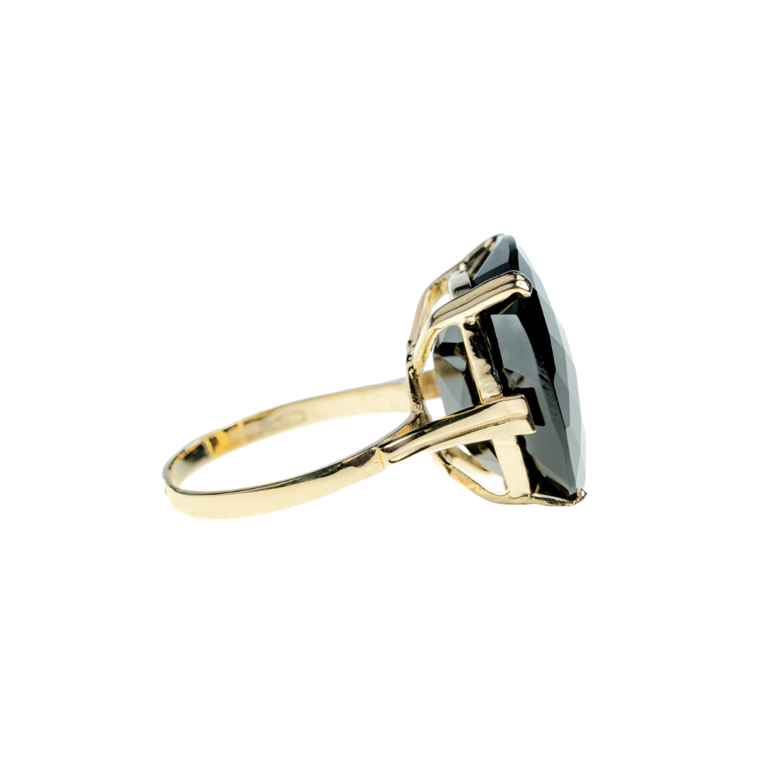Dolce Vita gold ring with black onyx