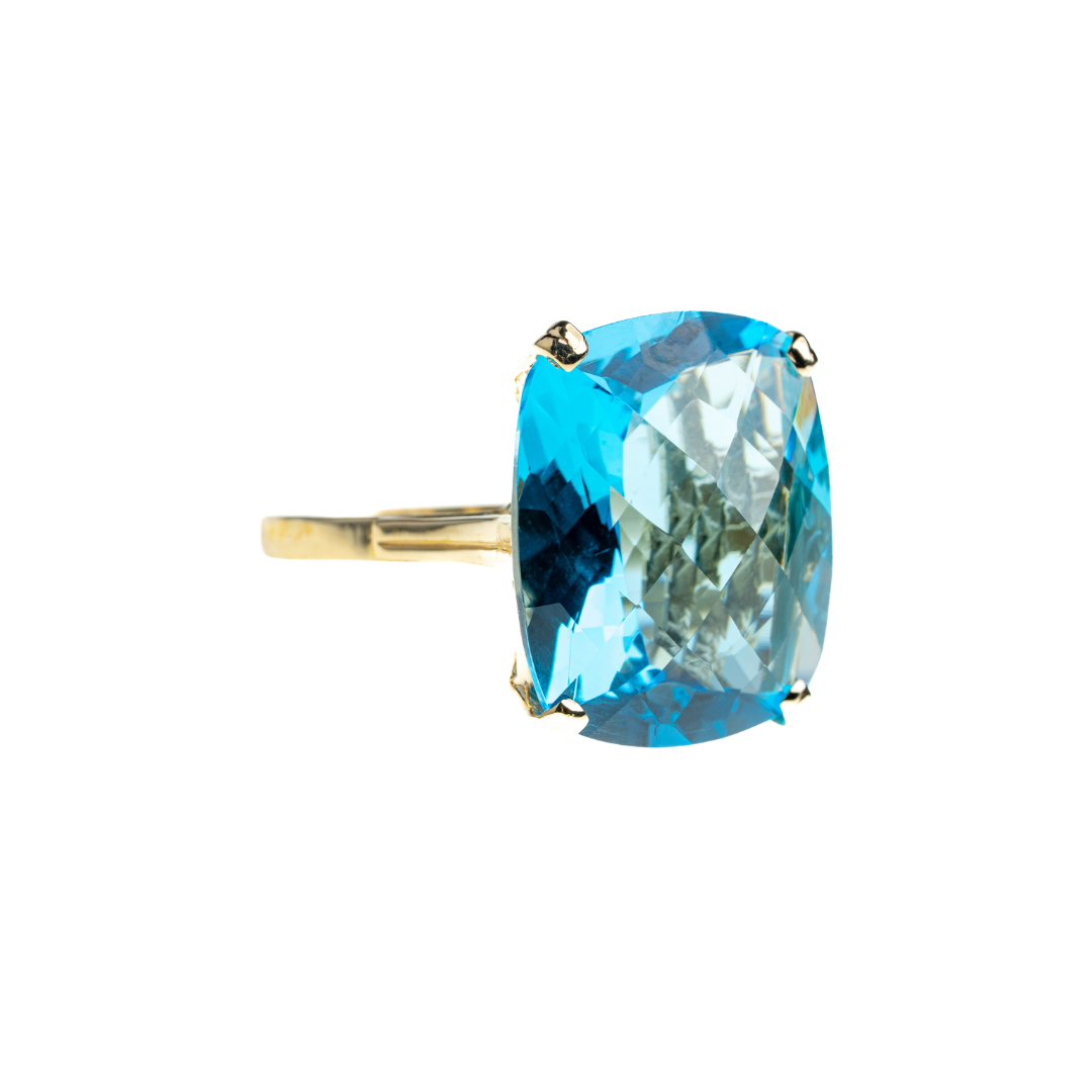 Złoty pierścionek Dolce Vita z topazem Swiss Blue