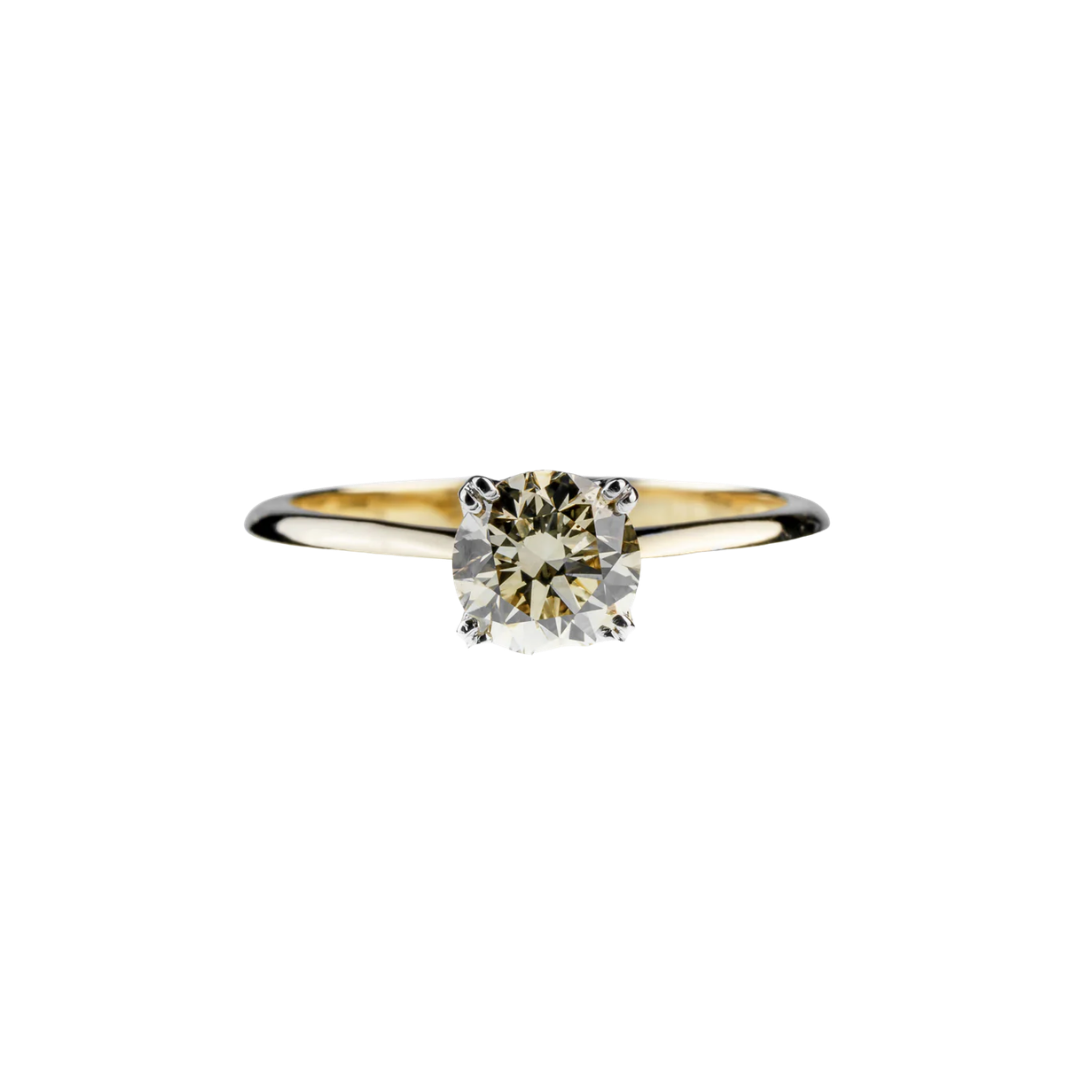 Yellow gold engagement ring with a 1 ct champagne diamond