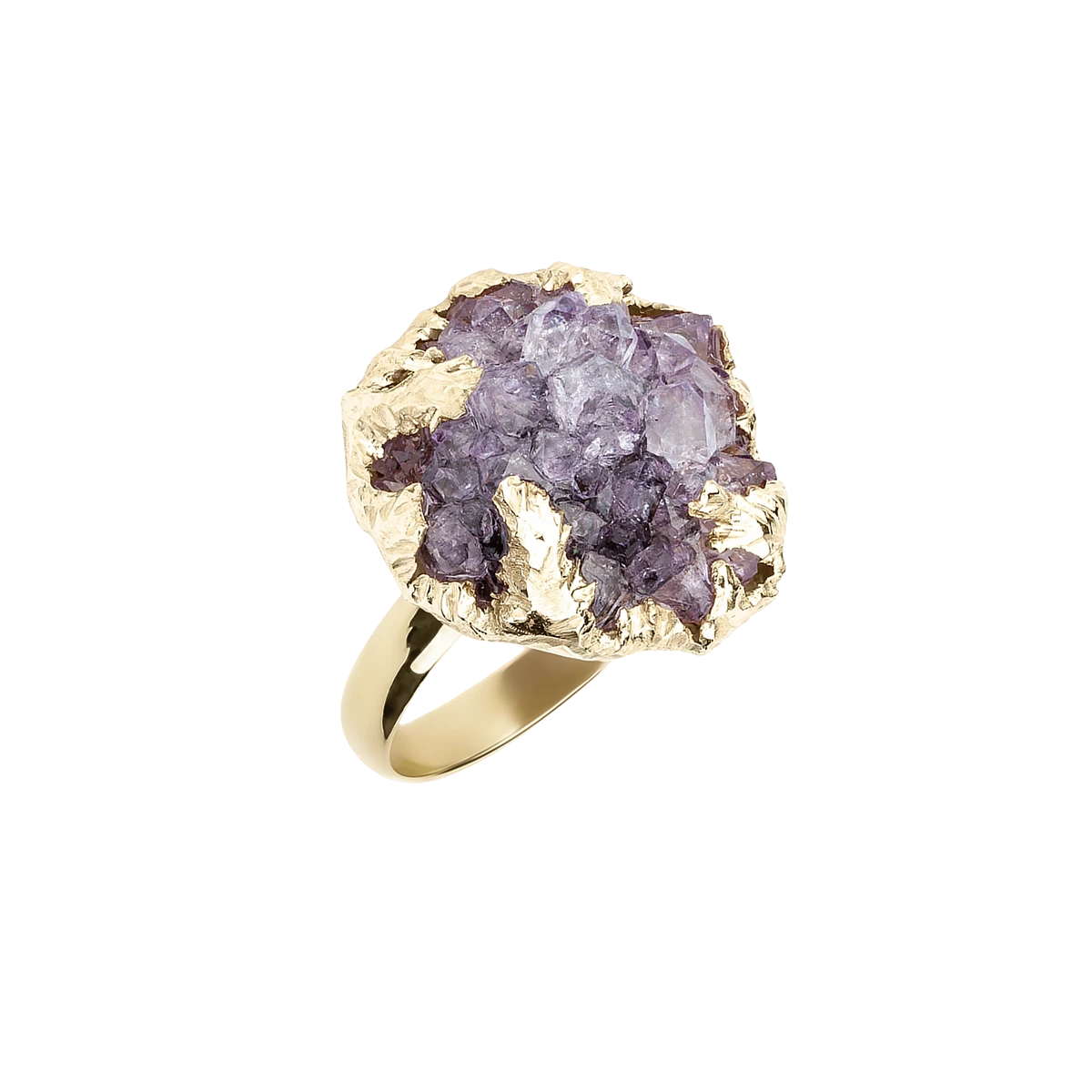 Gold ring with raw amethyst