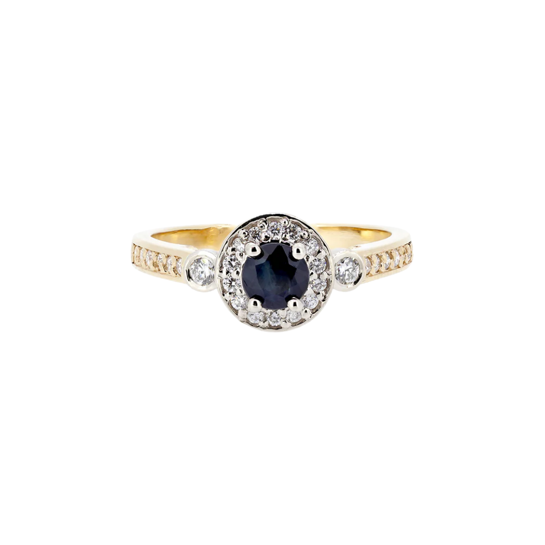 Gold ring with sapphire / emerald and diamonds