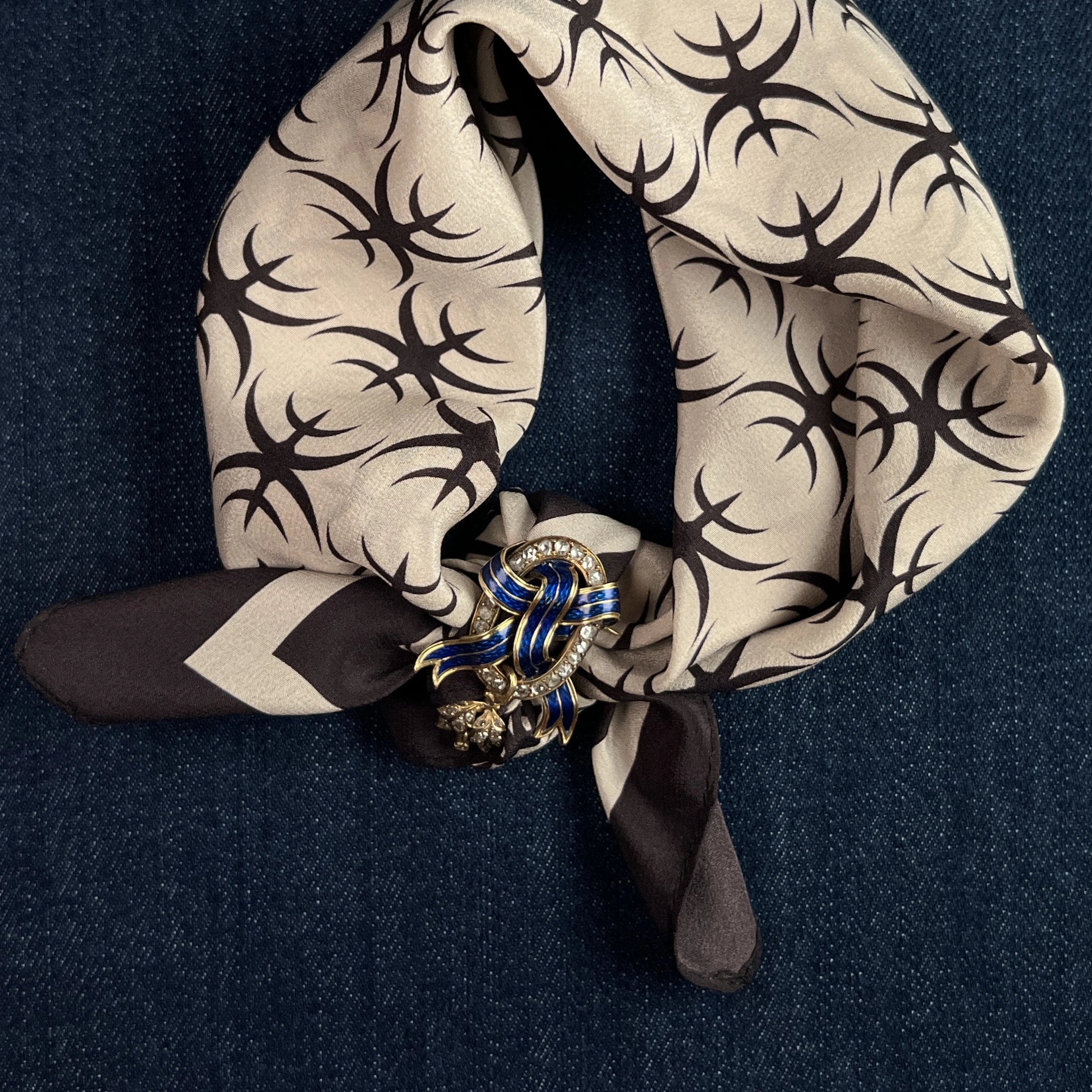 Silk Scarf Syncret 1 Black & White