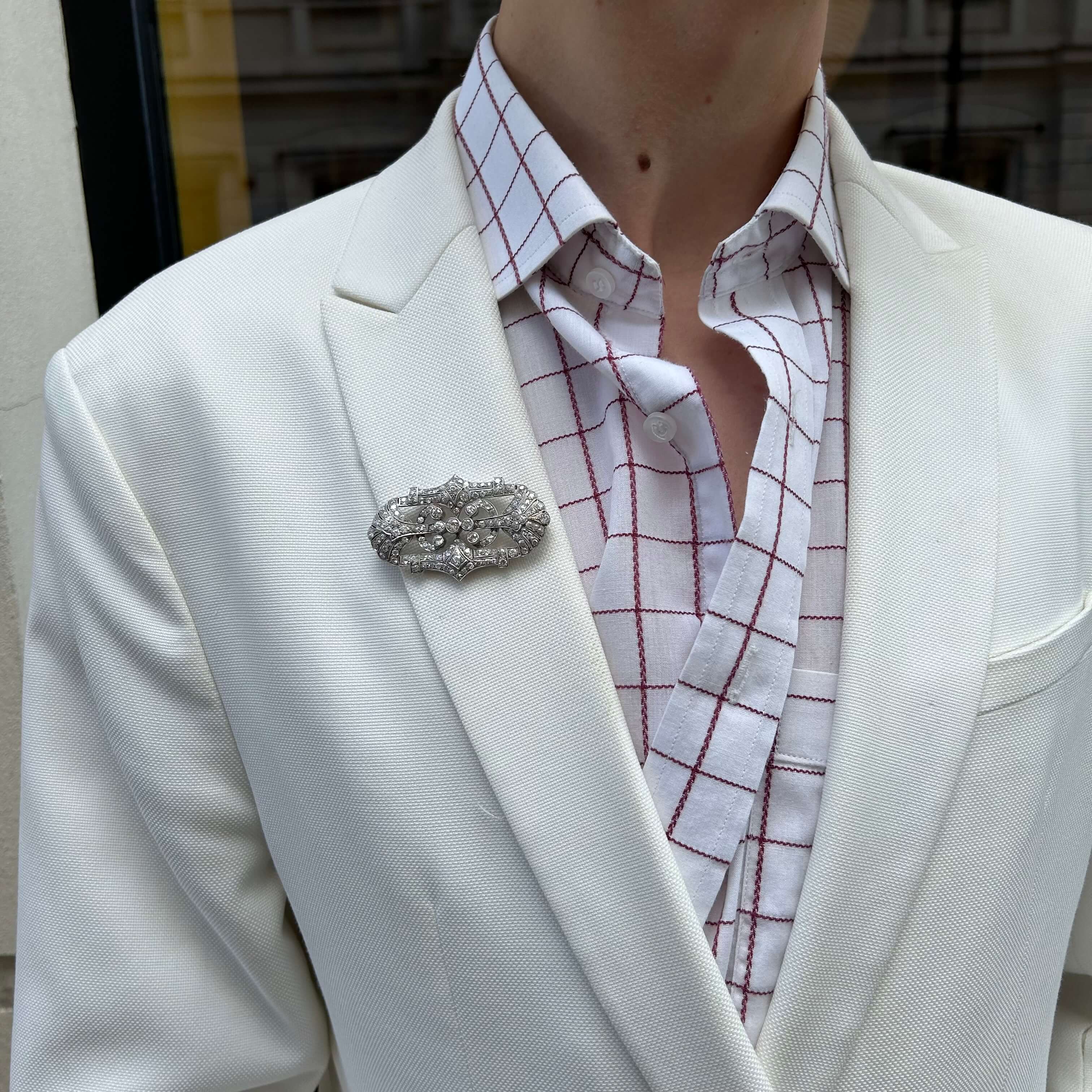 Platynowa brosza Art Deco z diamentami 6.30 ct