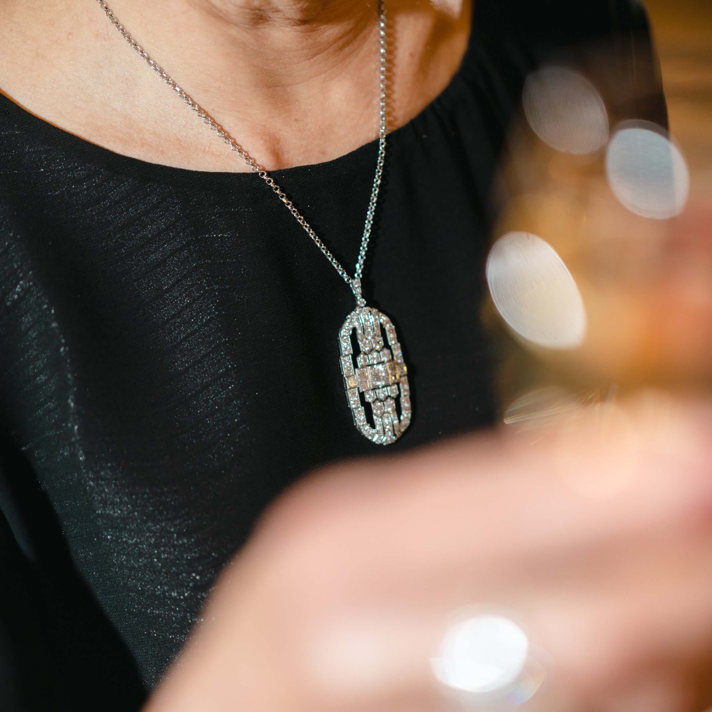 Złoty wisior Art Deco z brylantami 6.38 ct