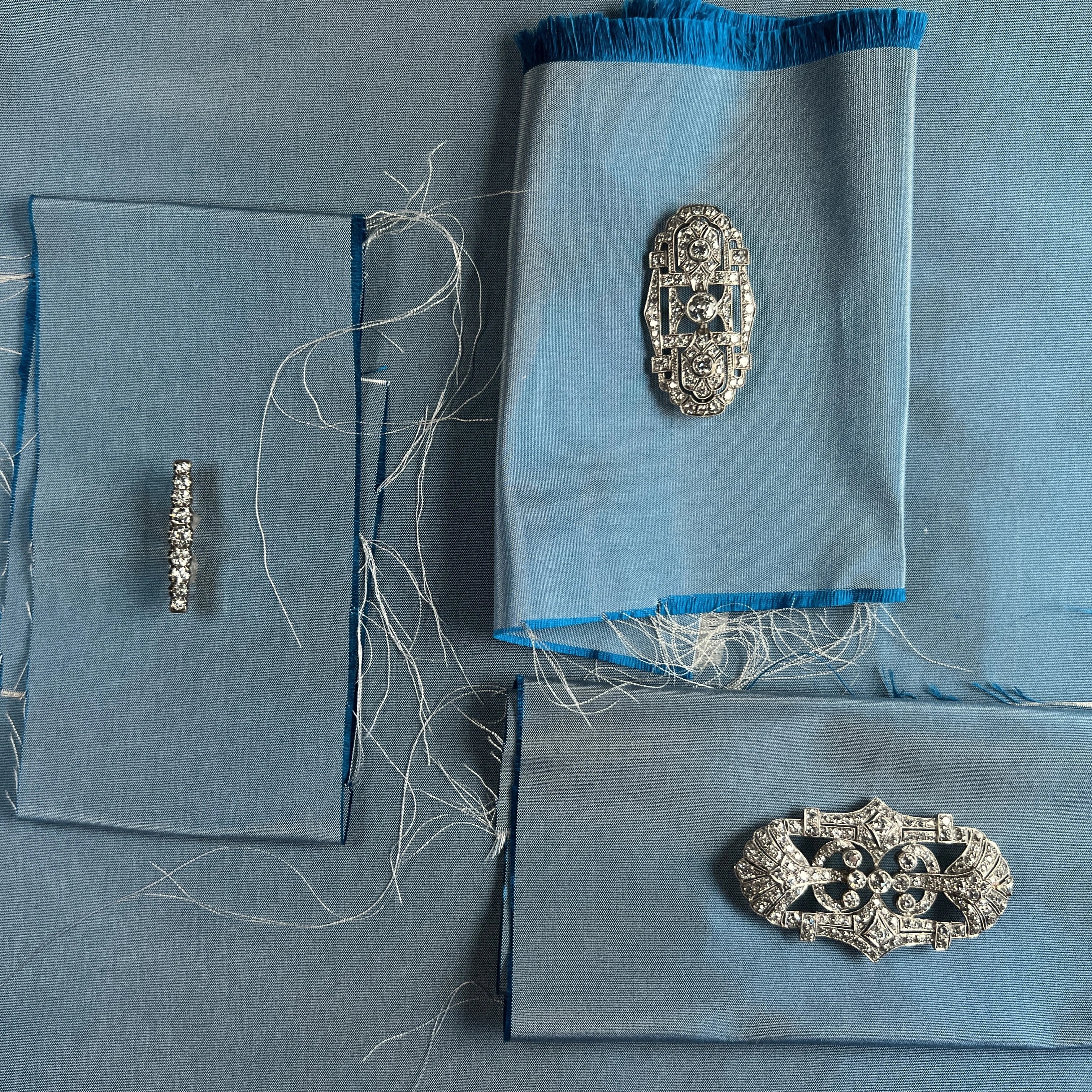 Złota broszka z diamentami 1.57 ct z XIX wieku