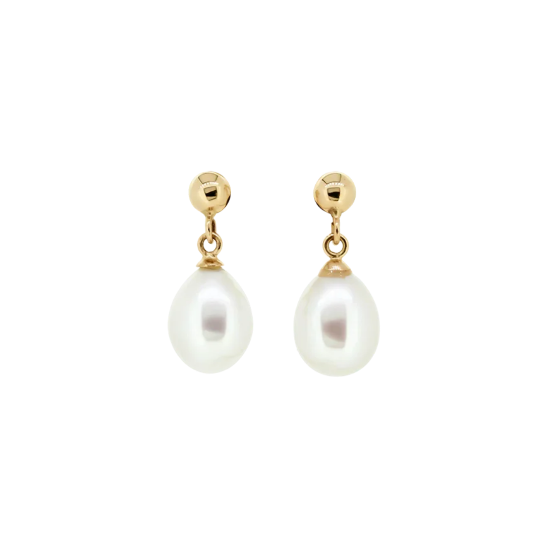Gold earrings with oval pearls