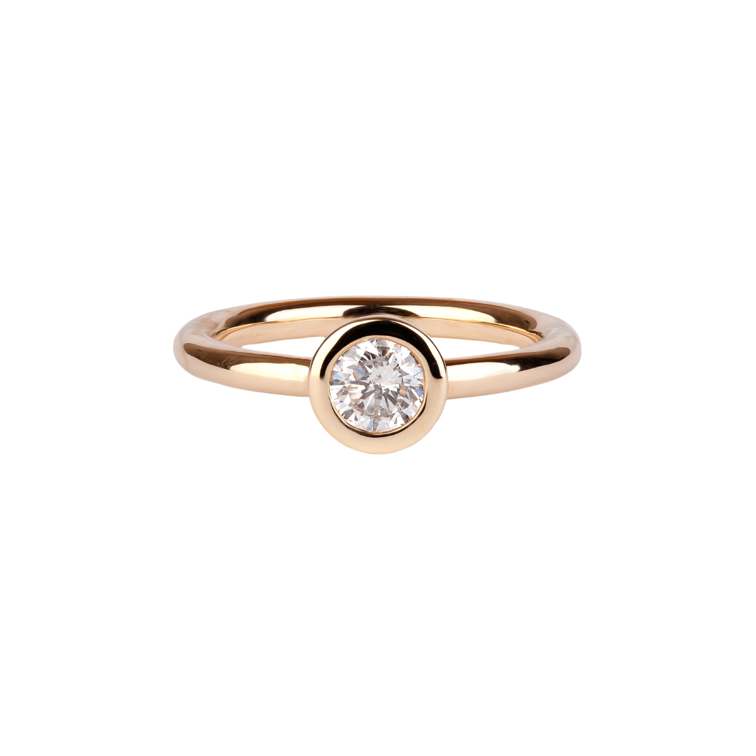 Gold ring with 0.50 ct brilliant in bezel setting