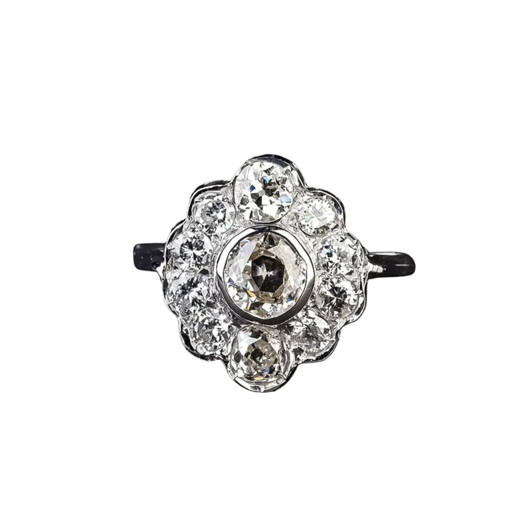 Daisy ring in gold with 1.78 ct diamonds, 1st half of the 20th century