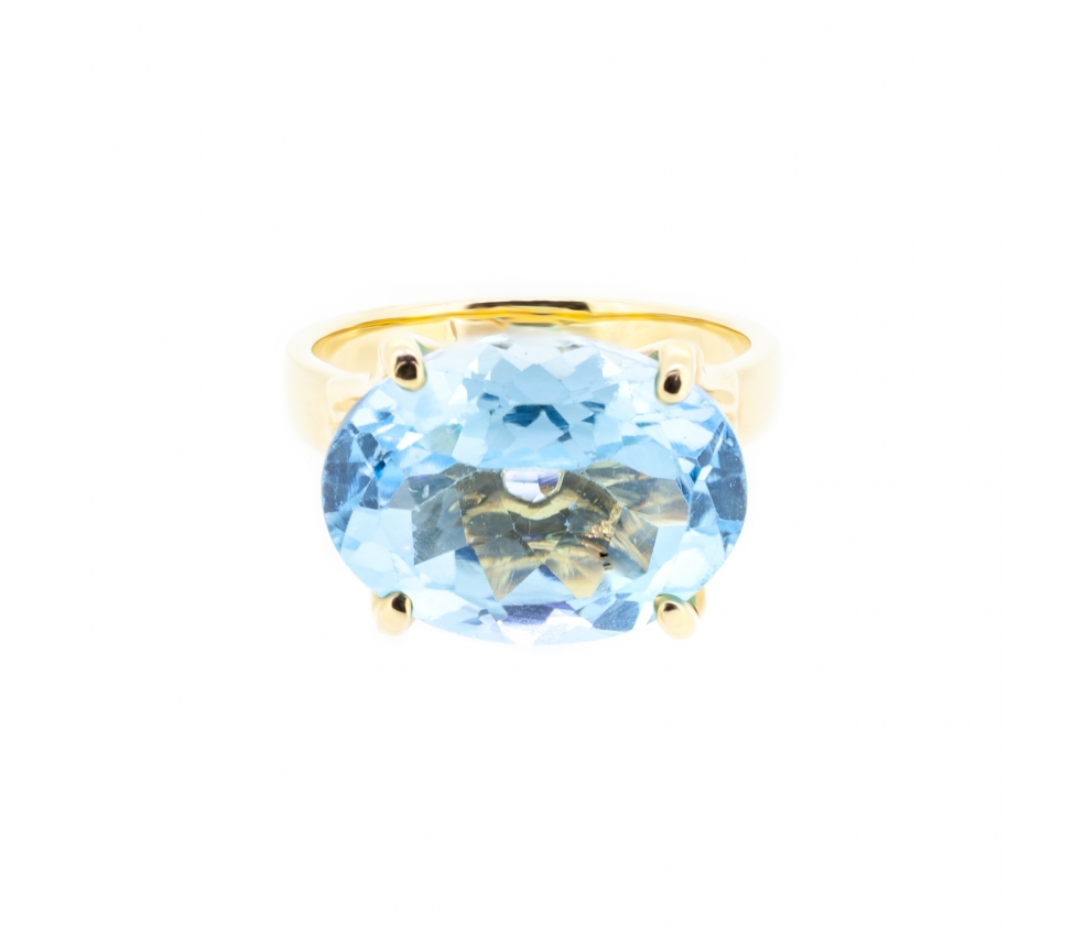 Gold ring with oval topaz - 1