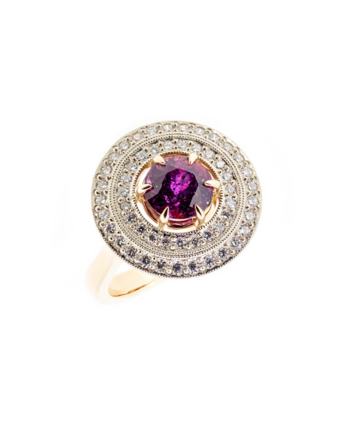 Gold ring with pink sapphire and diamonds - 2