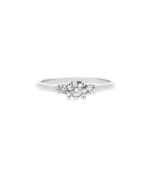 Gold engagement ring with diamonds - 1