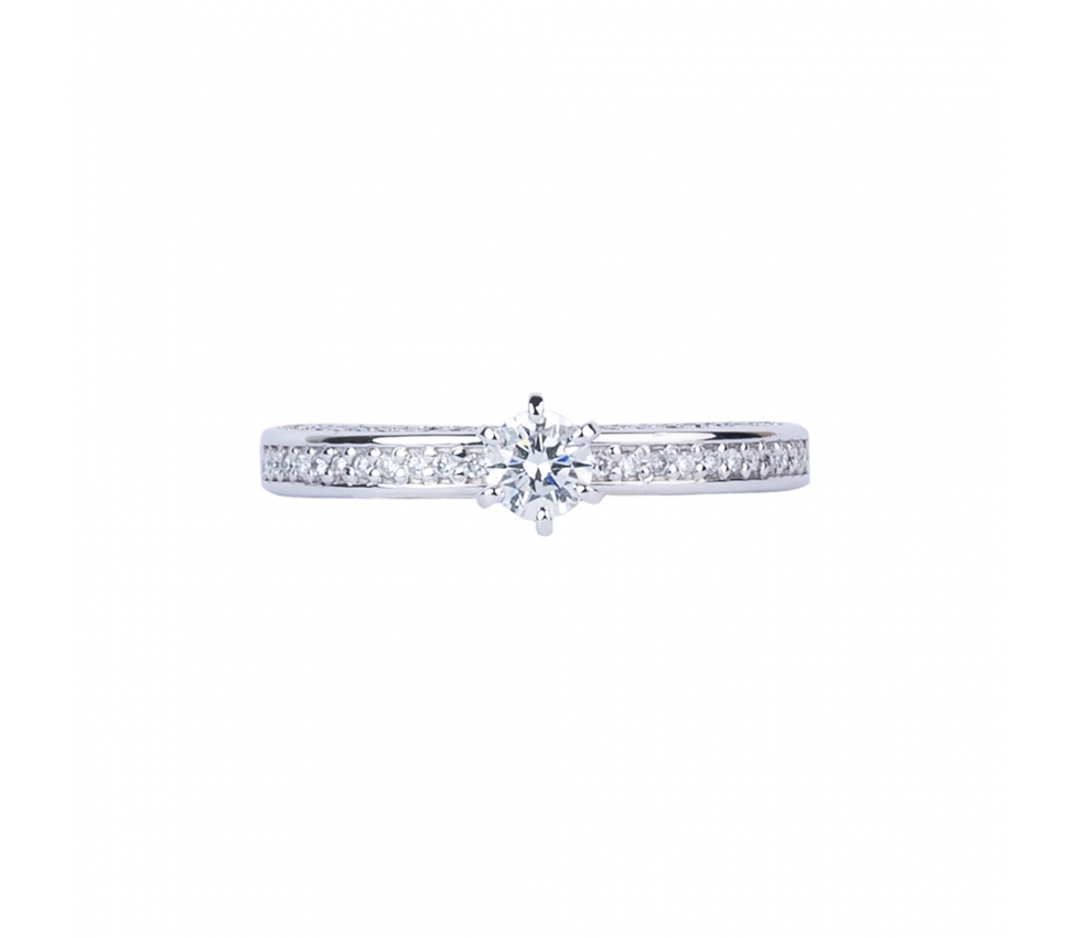 Diamond ring - 1