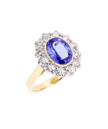 Gold ring with oval tanzanite and diamonds - 3