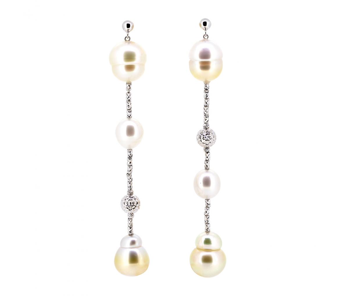 Gold stud earrings with south sea pearls - 1