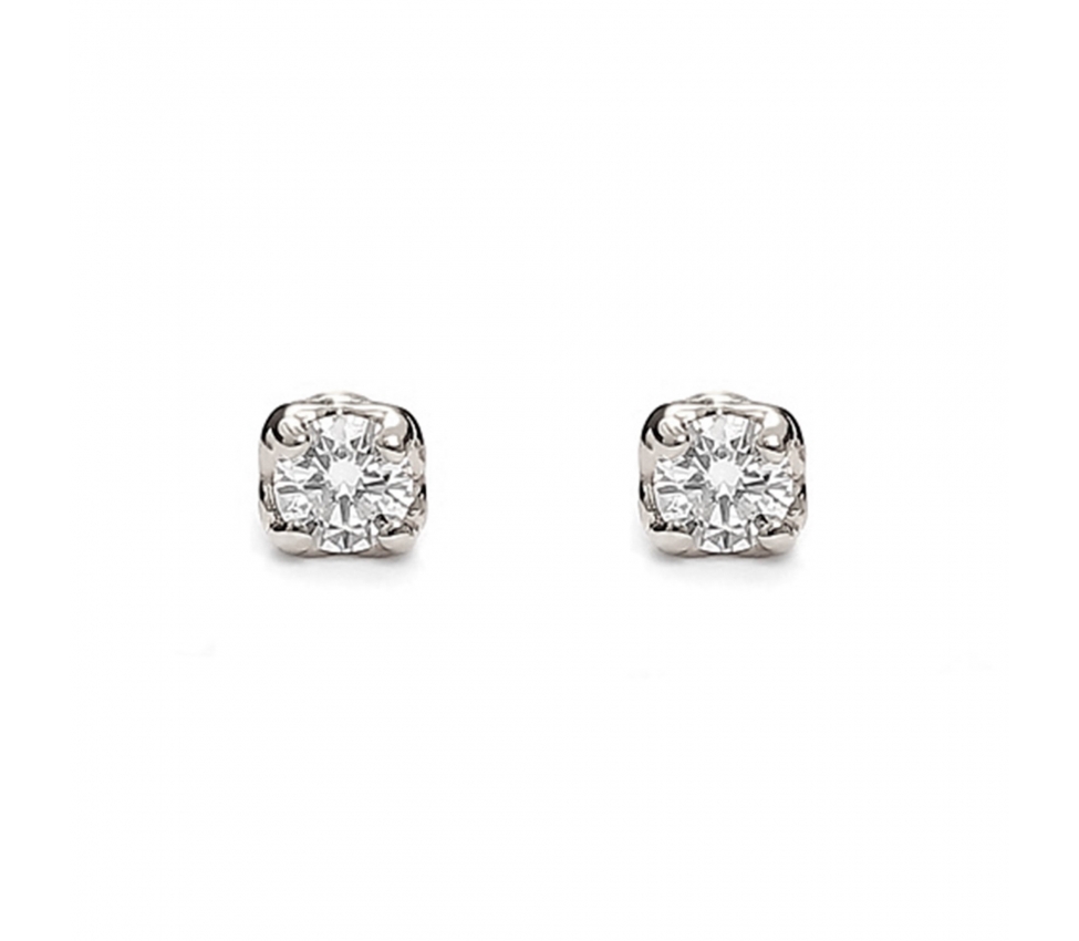 Gold heart stud earrings with diamonds - 1