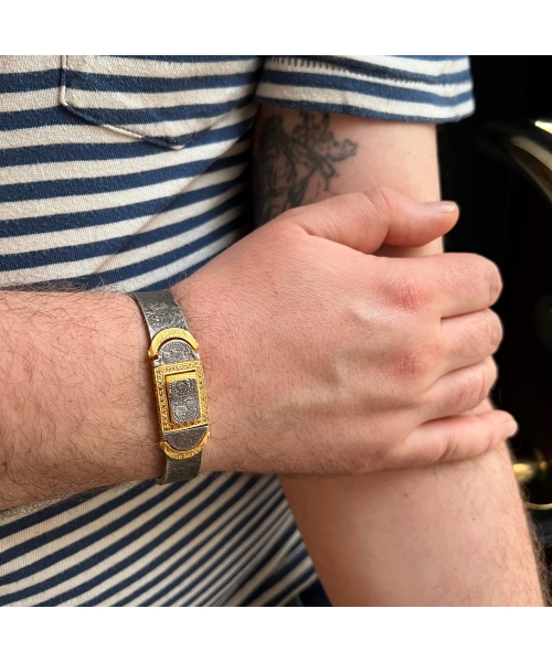 Silver oxidized bracelet with diamonds plated with 24 k gold leaves - 2