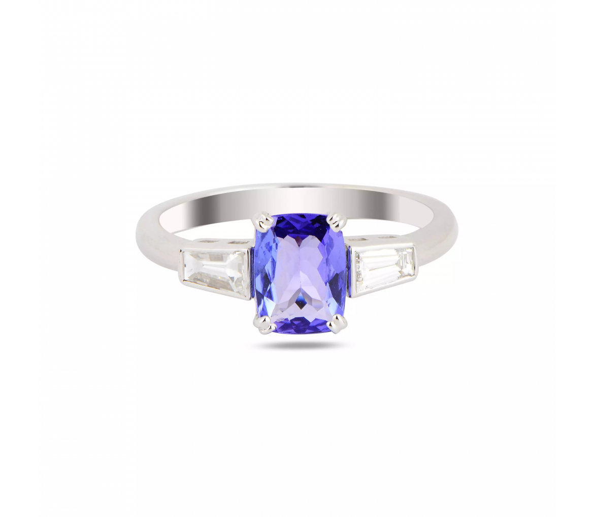 Gold ring with tanzanite and diamonds - 1