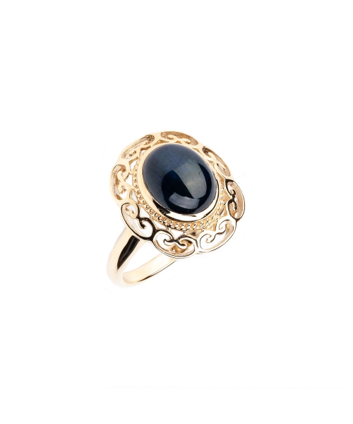 Gold ring with star sapphire and decorated setting - 2