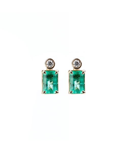 Gold stud earrings with diamonds and emeralds - 1