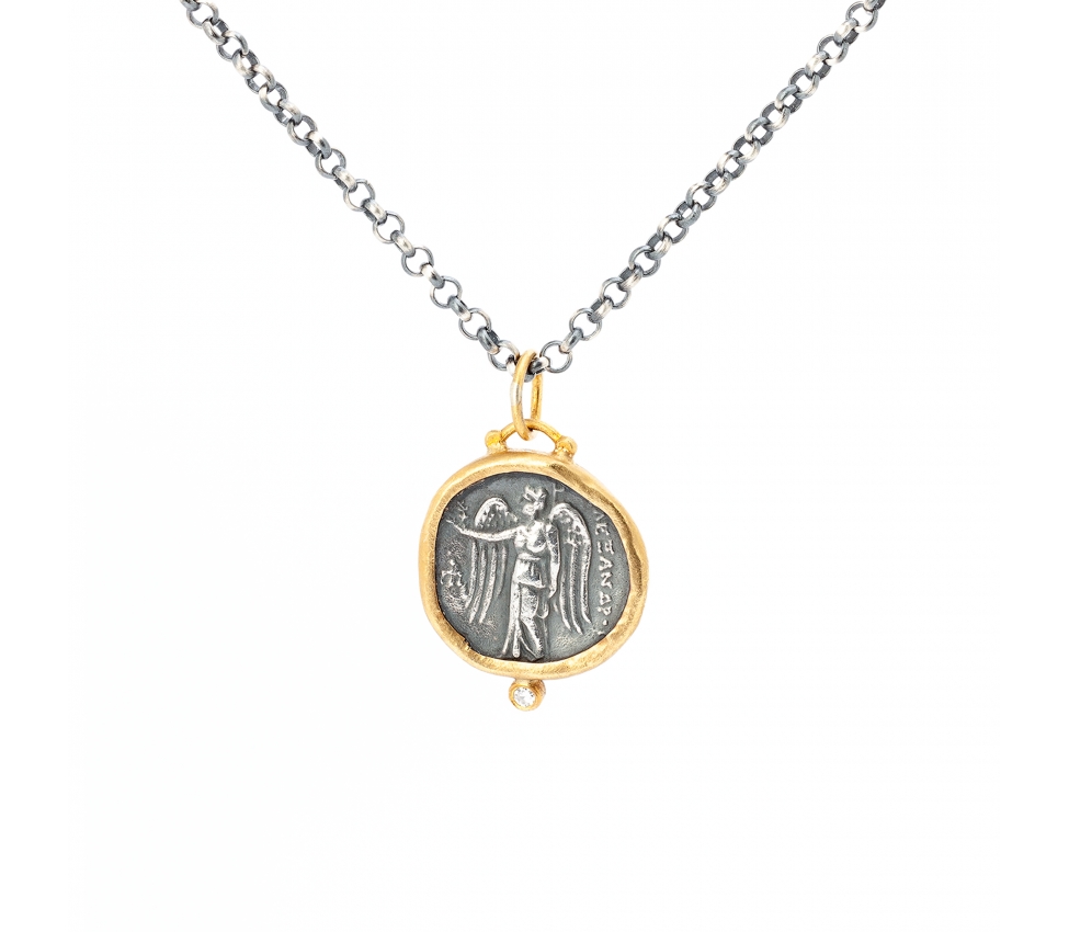 Silver pendant with a diamond gilded with 24 carat gold, goddess Nike - 1