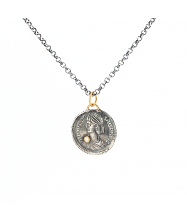 Silver pendant with a diamond gilded with 24 carat gold, Julius Caesar - 1