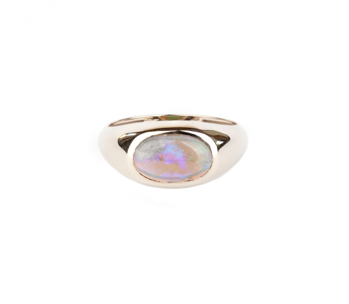 Gold signet ring with Etiopian opal - 1