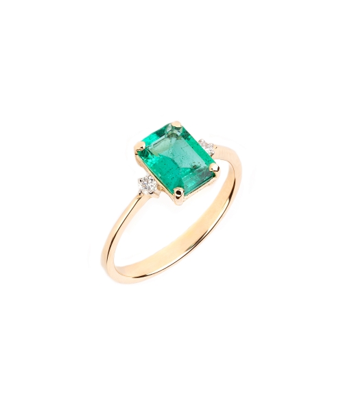 Gold ring with emerald and diamonds - 2