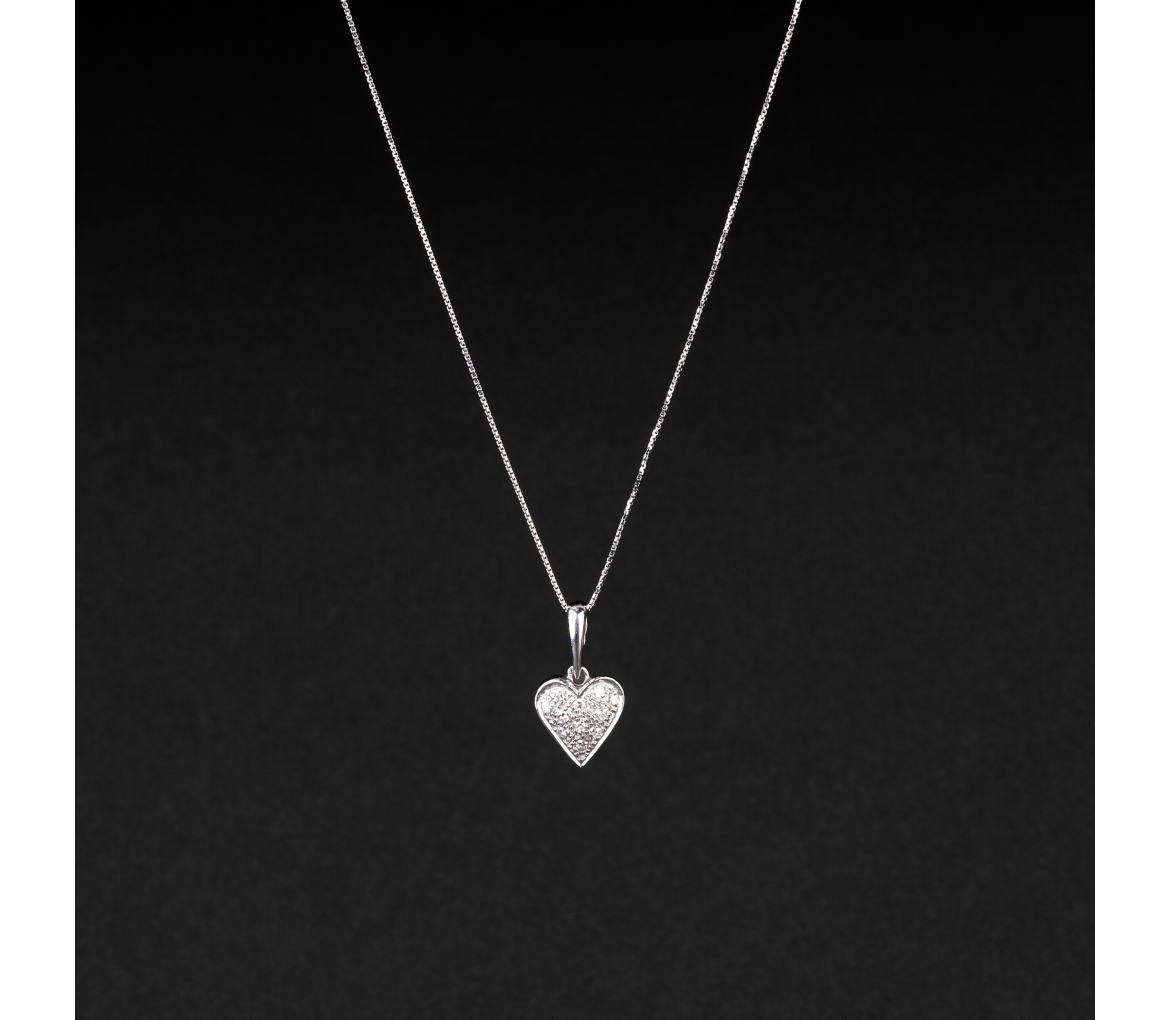 Gold heart necklace with diamonds - 1