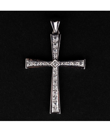 Gold vintage cross pendant with diamonds - 1