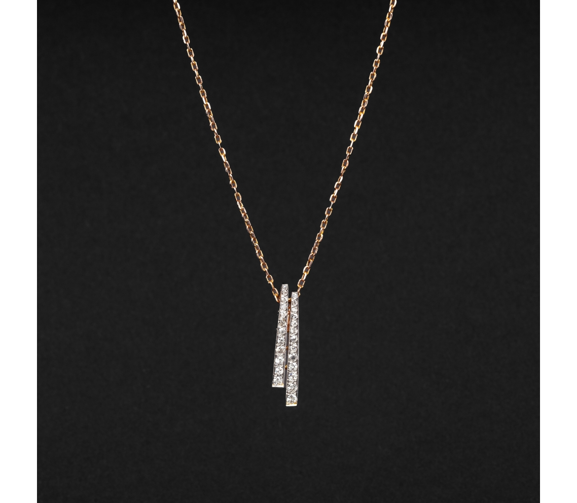 Gold vintage necklace with diamond pendant - 1