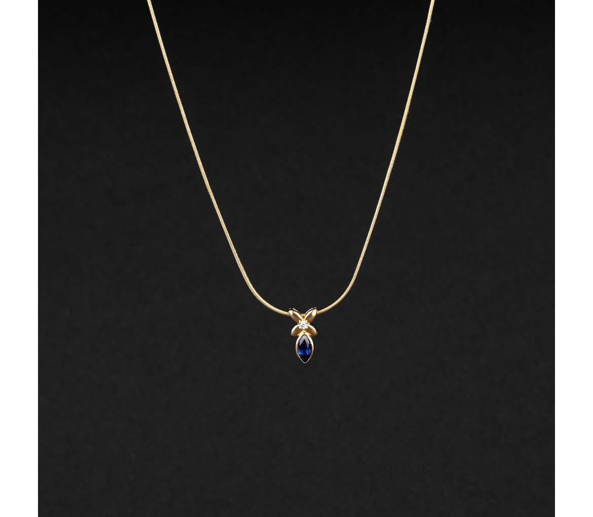 Gold Maison Birks necklace with sapphire and diamond - 1