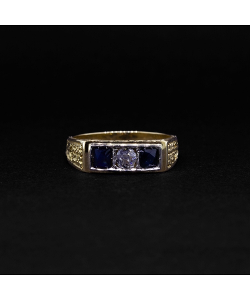 Gold vintage signet ring with sapphires and diamonds - 1