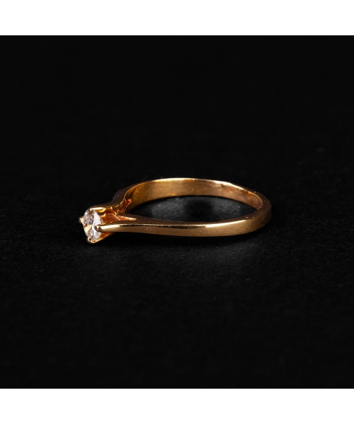 Gold ring with diamond from the 2nd half of the 20th century, Paris - 1