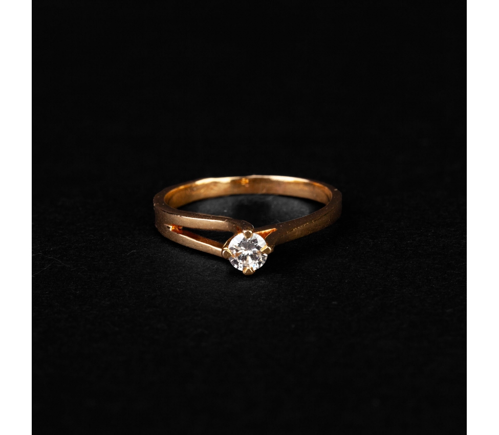 Gold ring with diamond from the 2nd half of the 20th century, Paris - 2