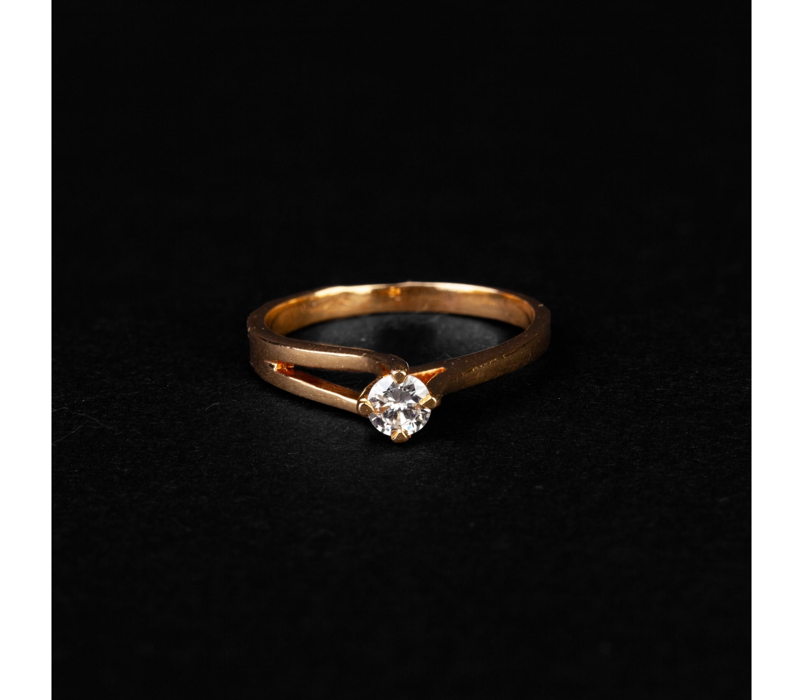 Gold ring with diamond from the 2nd half of the 20th century, Paris - 2