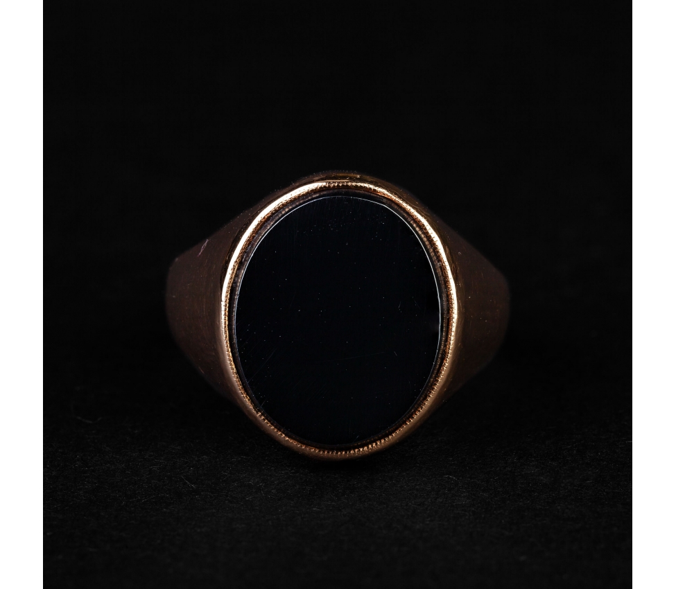 Gold vintage signet ring with hematite - 1