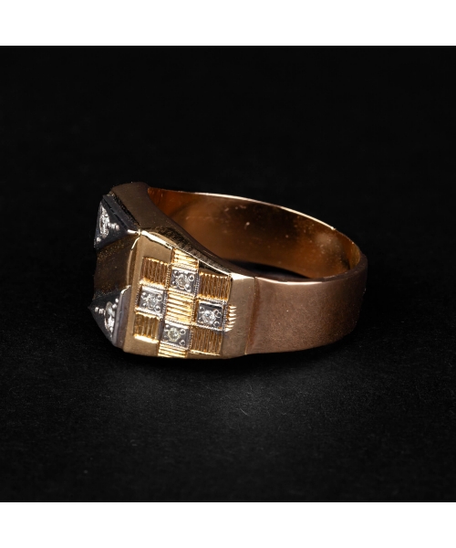 Gold vintage signet ring with diamonds - 2