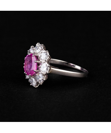 Gold ring with diamonds and pink sapphire, vintage - 3