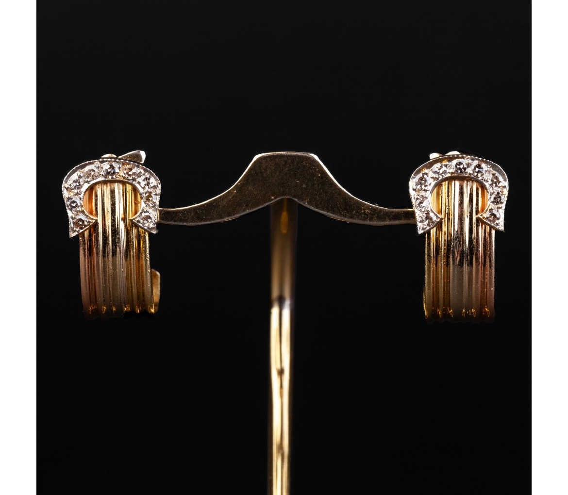 Gold vintage earrings with diamonds and horseshoe motif from the 1980s - 1