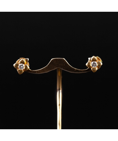 Gold flower stud earrings with diamonds - 1