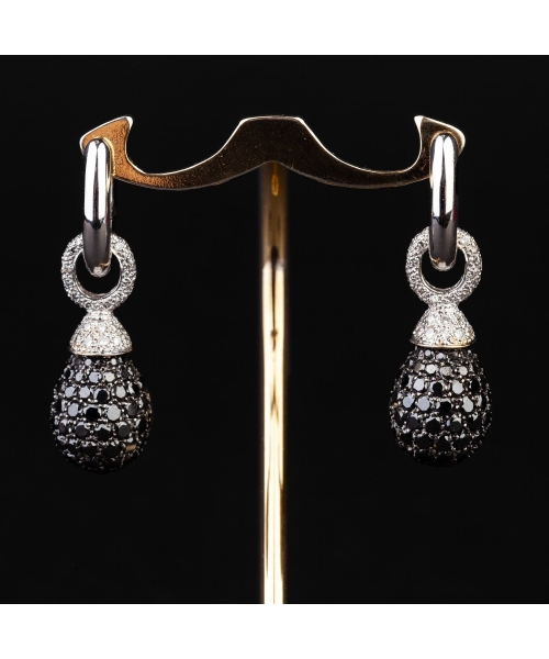 Gold vintage earrings with black and white diamonds - 1